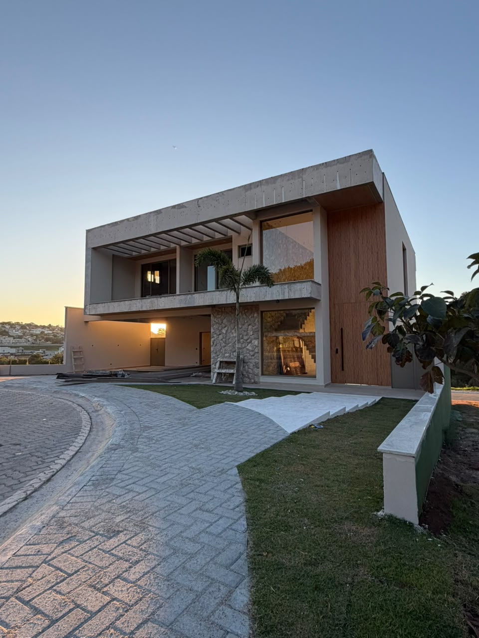 Obra residencial em execução acompanhada pela Zehma